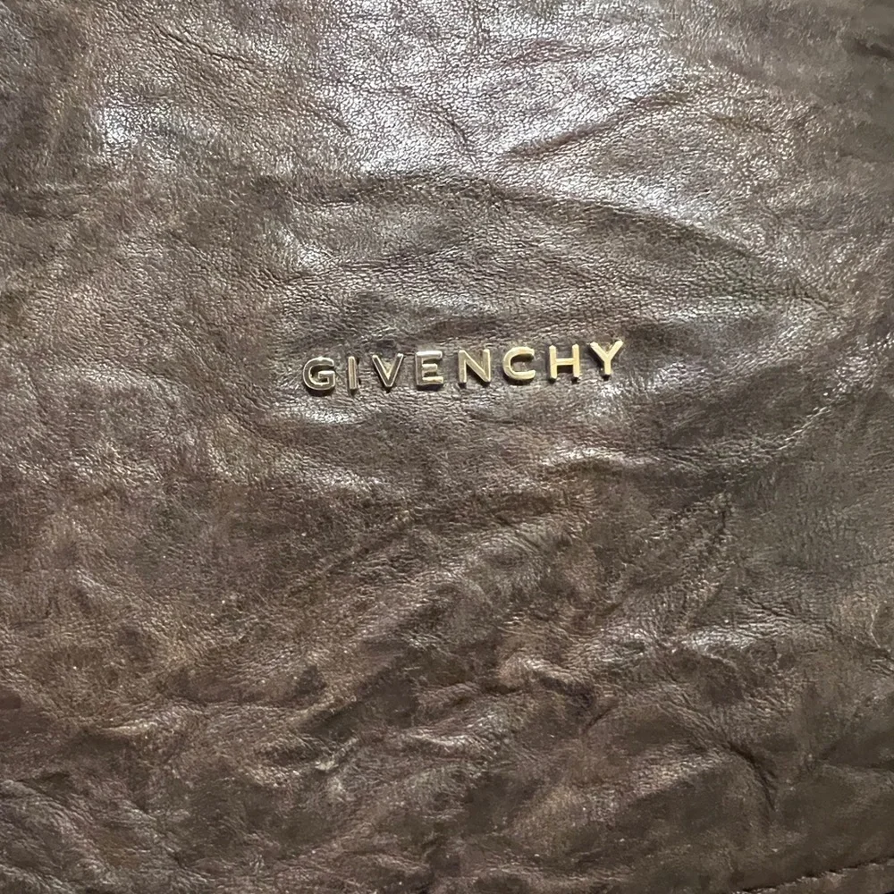 Givenchy Pandora Tumbled Sheepskin Sling - Picture 7 of 10